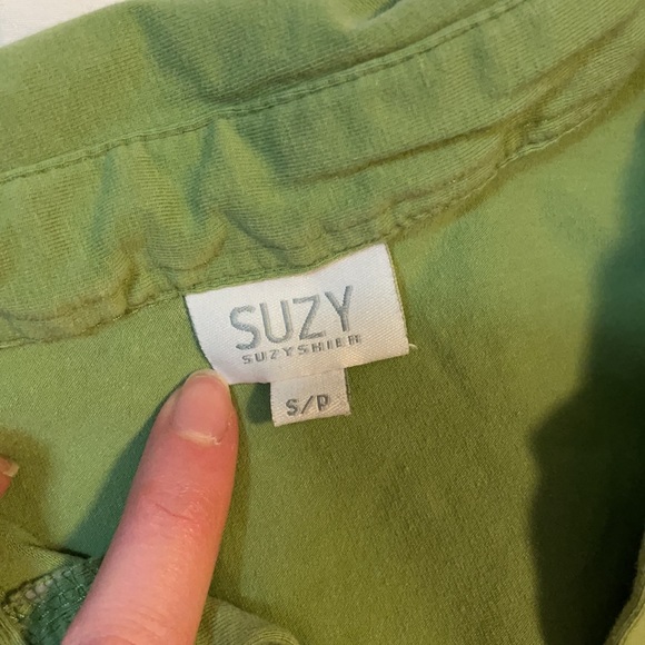 Suzy Shier Green Collared T-Shirt - Picture 6 of 6